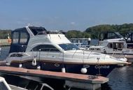 34 FT Aft Cabin with Flybridge Cruiser