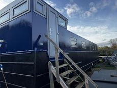 2 Bedroom Floating Home