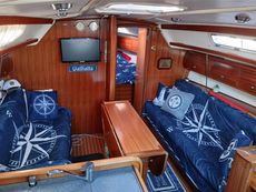 2002 Bavaria 36