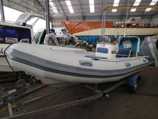 Valiant V-520 RIB