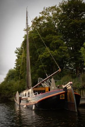 Mast up from rear