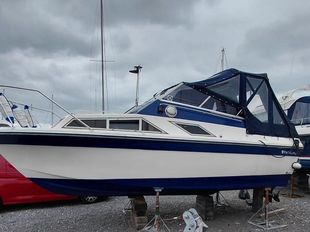 Fairline holiday