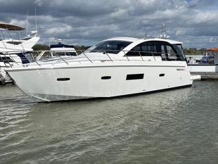 2013 Sealine S450