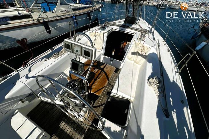 1999 Catalina 320