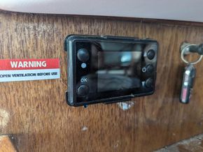 Disconnected diesel heater control panel with remote control 
