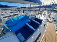 1986 Beneteau First 375