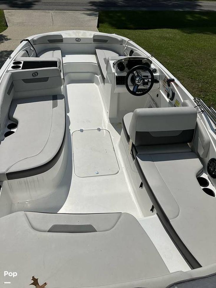 2023 Hurricane 185 sundeck sport