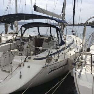 Bavaria 38, built 2004