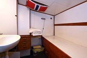 Crew cabin