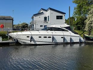 2011 PRINCESS V45 AT FARNDON MARINA