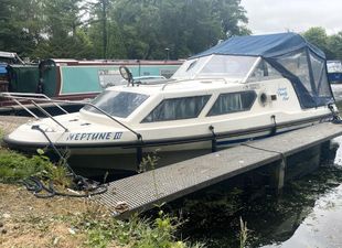 Neptune III-19ft 6ins 1994 Shetland 4 berth GRP motor cruiser.
