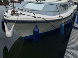 1992 Sheerline 950 Center cockpit