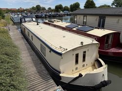 57x10ft Widebeam Pettiward