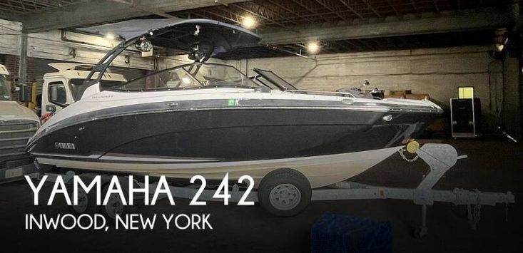 2018 Yamaha 242 limited se