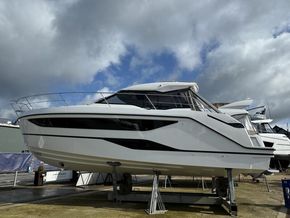 2024 Bavaria SR35 2