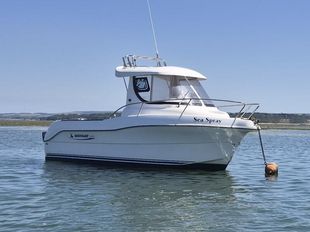 Quicksilver 640 Pilot House