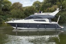 2005 Fairline Phantom 40