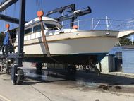 1974 twin screw 45' classic wooden motor cruiser