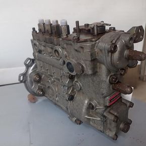 Yanmar fuel pump for 4LH engine