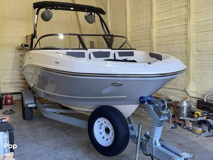 2020 Bayliner vr5