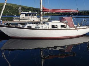 Trintella 29 cruising yacht