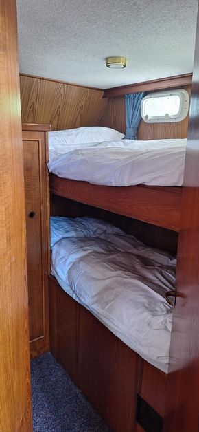 Second cabin