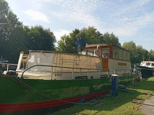 Liveaboard Barge &ndash; Ready to Cruise 15.5m