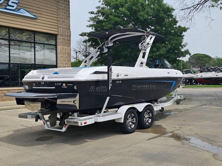 2016 Malibu wakesetter 23 lsv