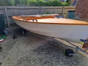 Wayfarer Mk2 dinghy - great family boat