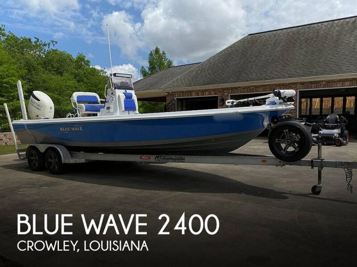 2019 Blue Wave 2400 pure bay