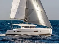 2025 Lagoon 42