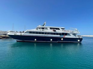 PASSENGER SHIP