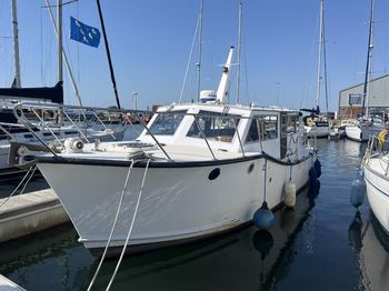 32 foot motor cruiser