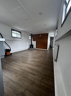 2 Bedroom Floating Home