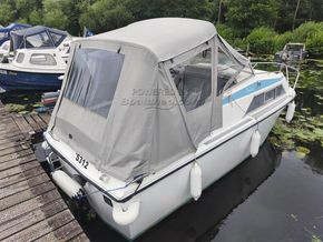Fairline Vixen  - Exterior