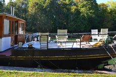 Luxemotor with mooring near Epernay, France, Champagne area.