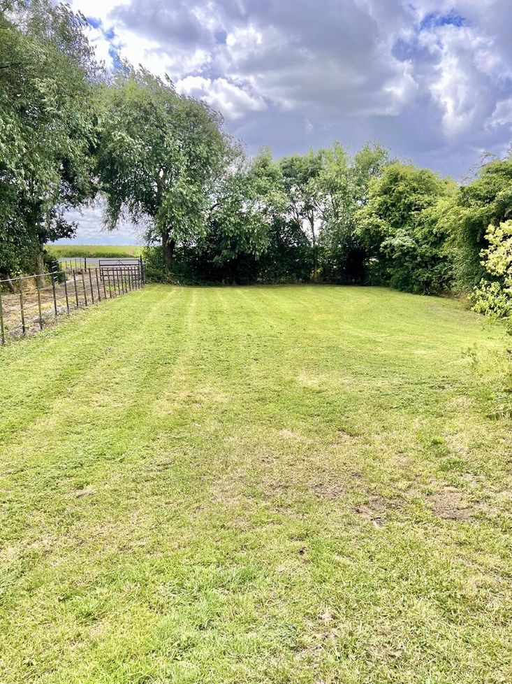 Land with mooring opportunity in Cambs