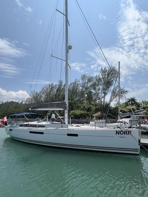 Jeanneau 53 yacht for sale in Malaysia
