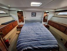 Motor Yacht Fairline Turbo 36 Aft Cabin Flying Bridge