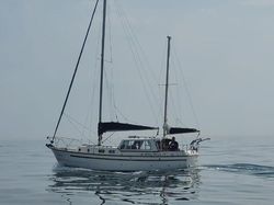 COLVIC ATLANTA 32, NEW ENGINE, WELL UPDATED, LOVELY