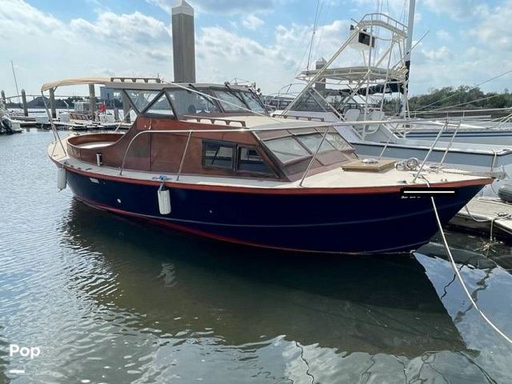 2006 Bimini 29 bartender