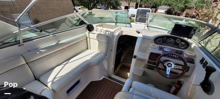 2002 Rinker fiesta vee 270