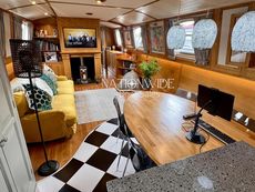68ft by 12ft Widebeam Cruiser