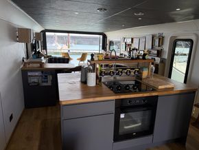 Marina Boats Inspiration 36  - Looking Forward