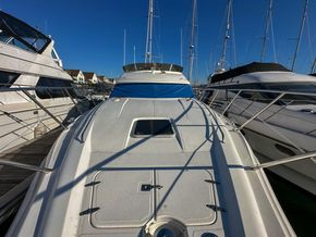 2001 Sealine F43 11