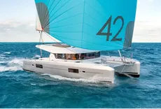 2025 Lagoon 42