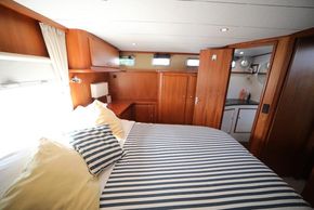 Cabine