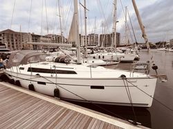 2017 Bavaria Cruiser 37