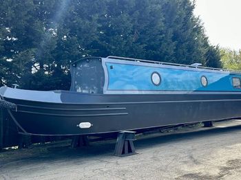 57ft 2021 Semi Trad Bluewater Narrowboat
