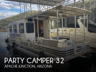 2003 Party Camper 32